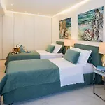Beachfront By Interhome تاورمينا