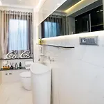 شقة Beachfront By Interhome تاورمينا