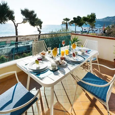 Apartament Beachfront By Interhome