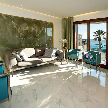 Beachfront By Interhome * Taormina