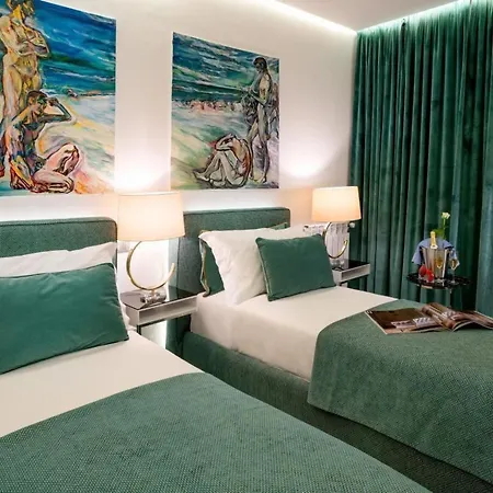 Beachfront By Interhome * Ταορμίνα