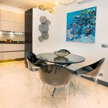 Διαμέρισμα Beachfront By Interhome Ταορμίνα