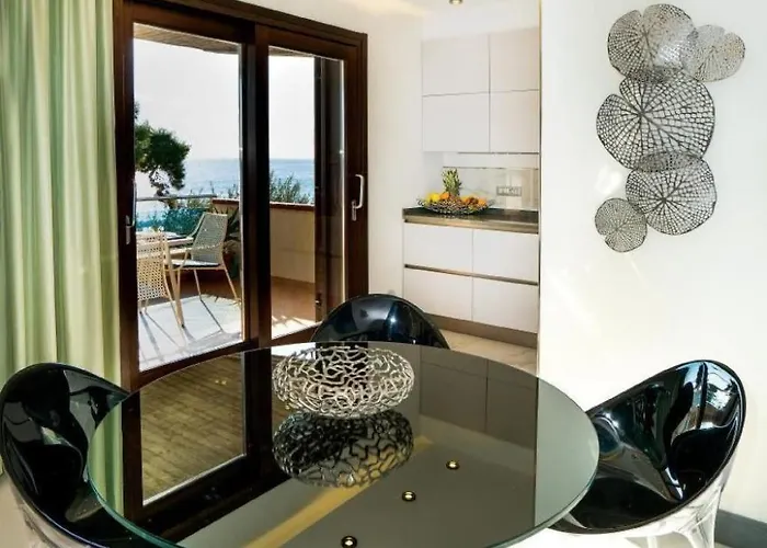 Beachfront By Interhome * Taormina