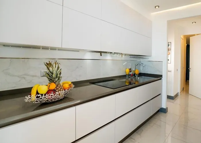 Beachfront By Interhome Apartament *